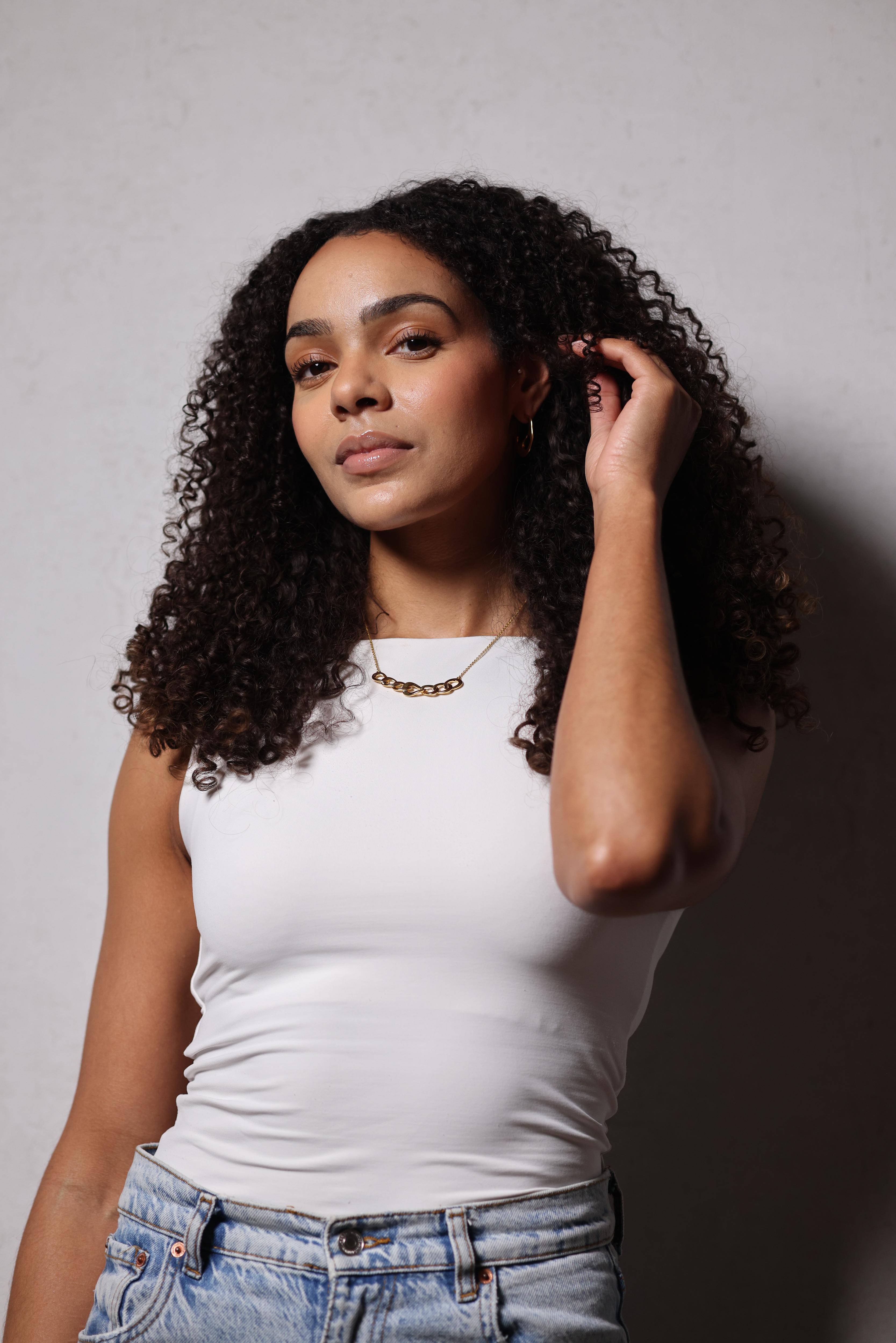 Gaath Necklace with softly linked forms resting naturally along the neckline for a refined and fluid design