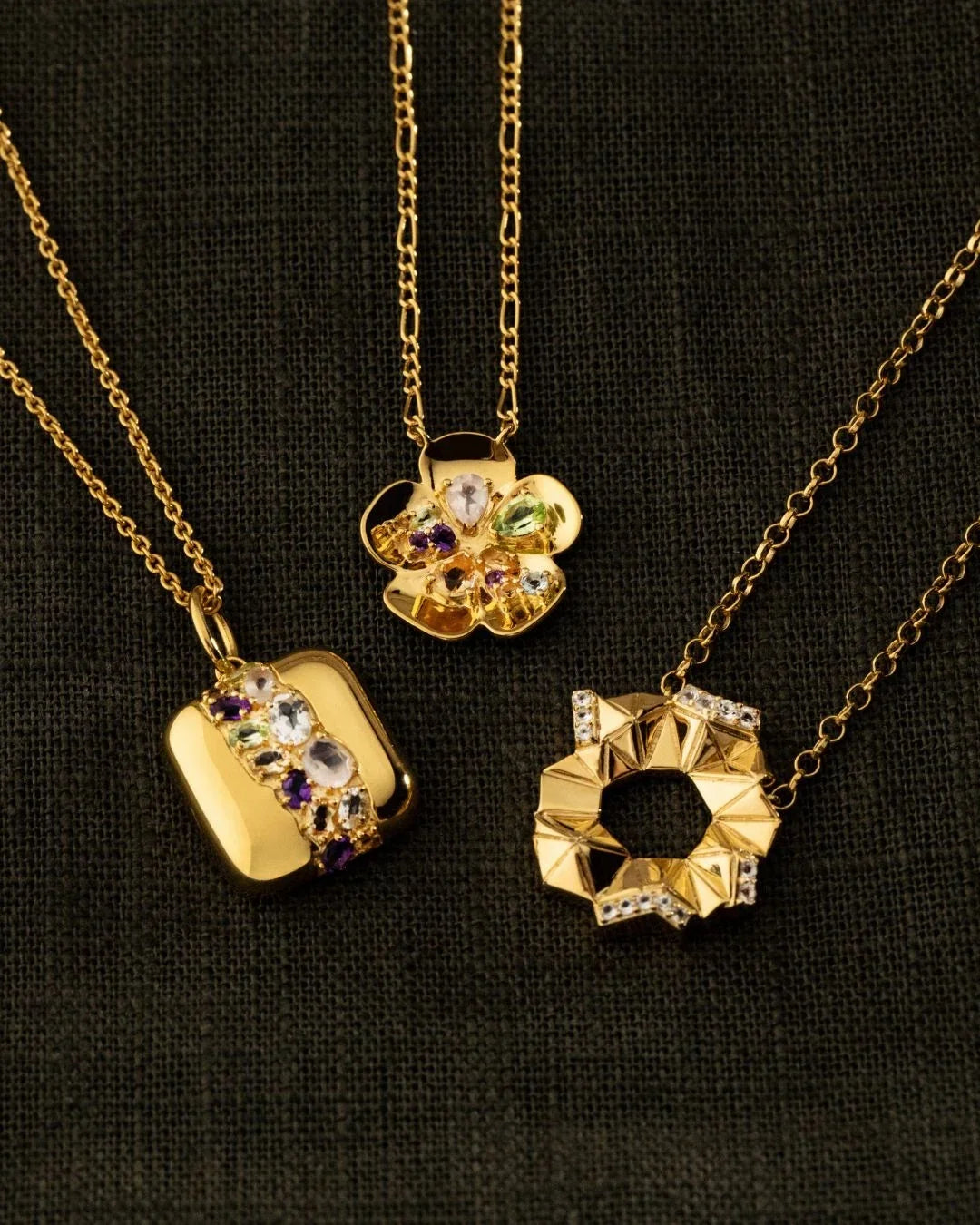 Arpan Necklace with geometric sacred pattern and floral design for devotional wear