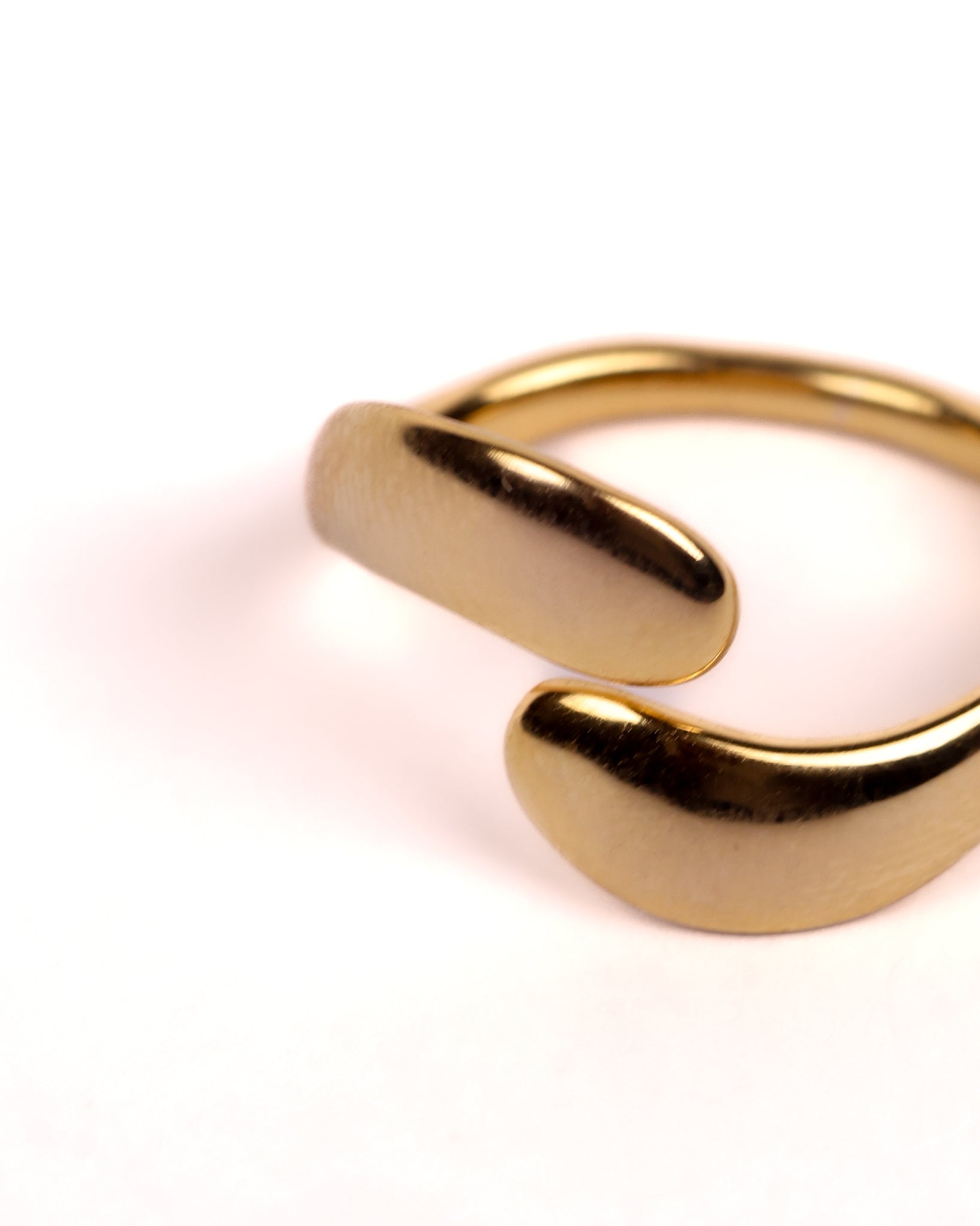 Avart Ring continuous spiral design with fluid, sculptural form and modern Indian-inspired silhouette