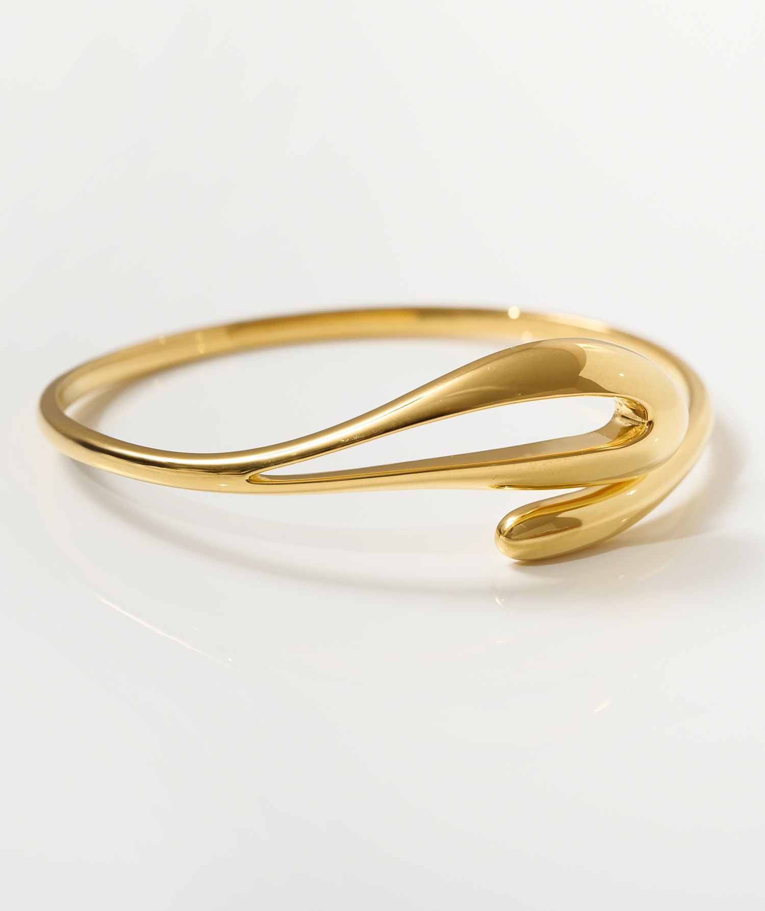 Oriya Cuff gold sculptural spiral bracelet elegant design