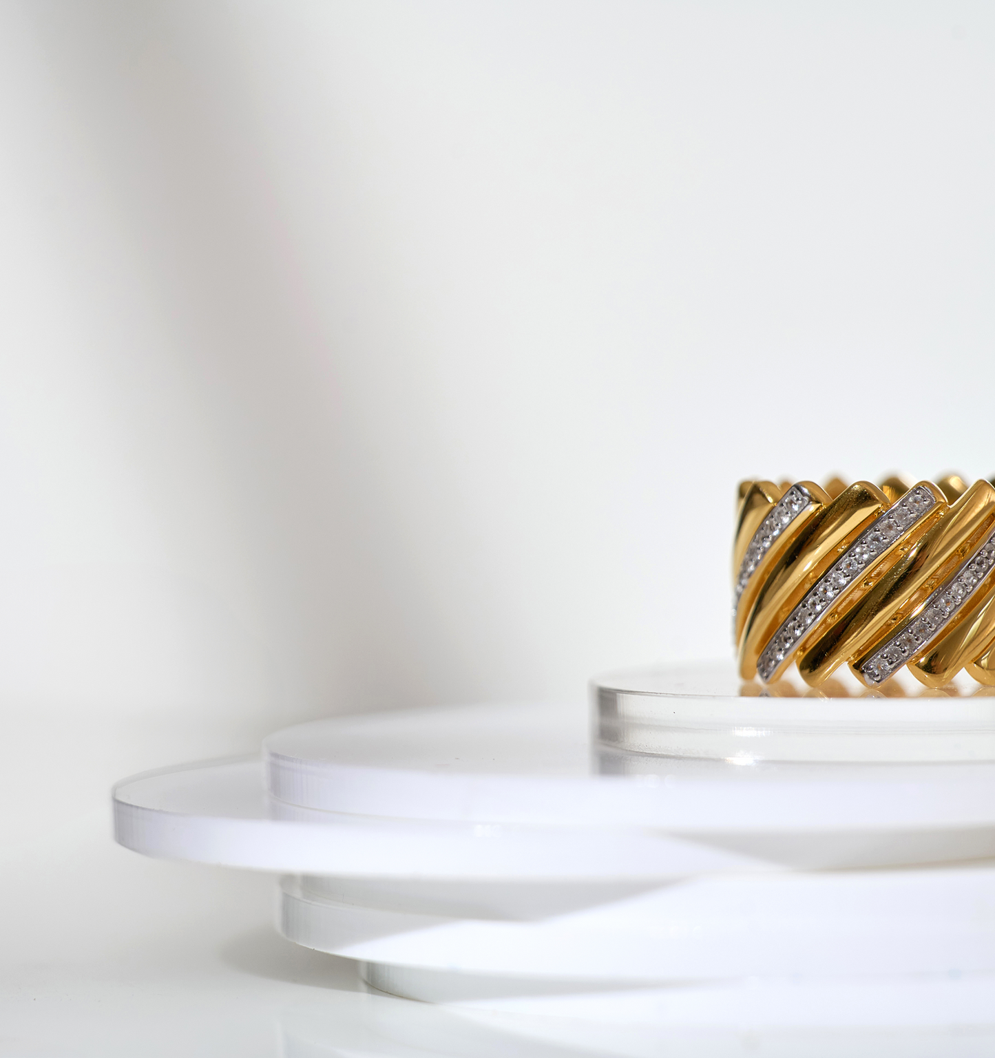 Reya Ring gold chevron design with 42 white topaz stones, elegant and radiant jewelry piece