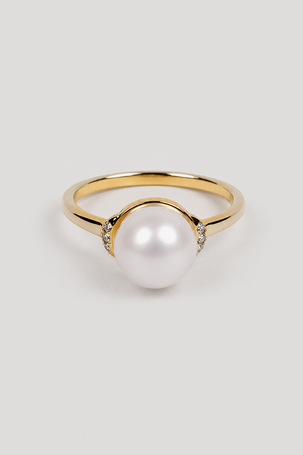Niyam Ring with freshwater pearl and lab-grown diamonds in sterling silver and 18K gold vermeil