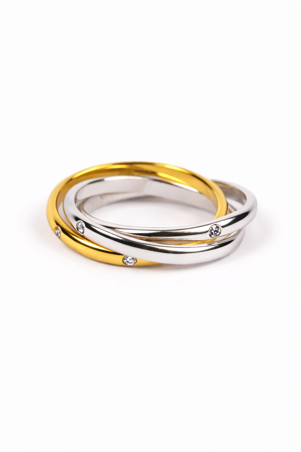 Traya Ring with three interlinked bands set with lab-grown diamonds symbolizing unity and strength